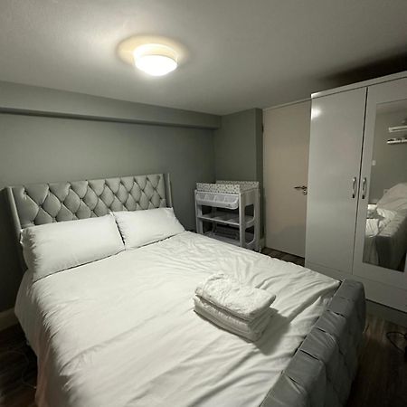 Entire Apartment In Dublin Exterior foto